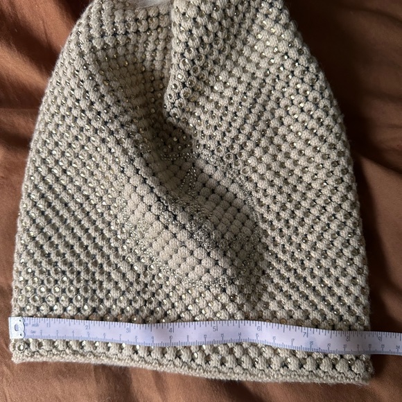 Toque - Picture 6 of 6